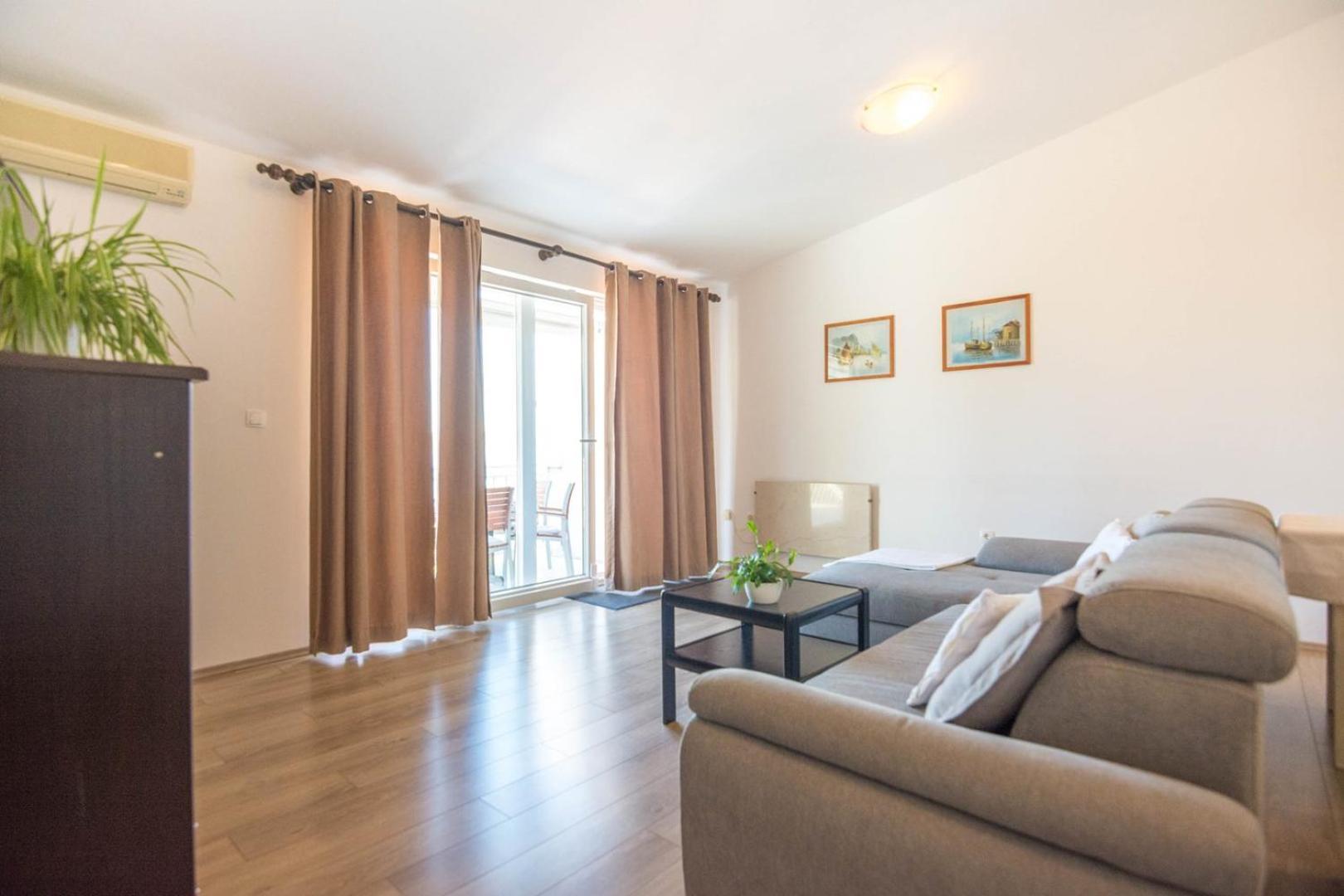 Apartment Rajna Биоград-на-Мору Экстерьер фото